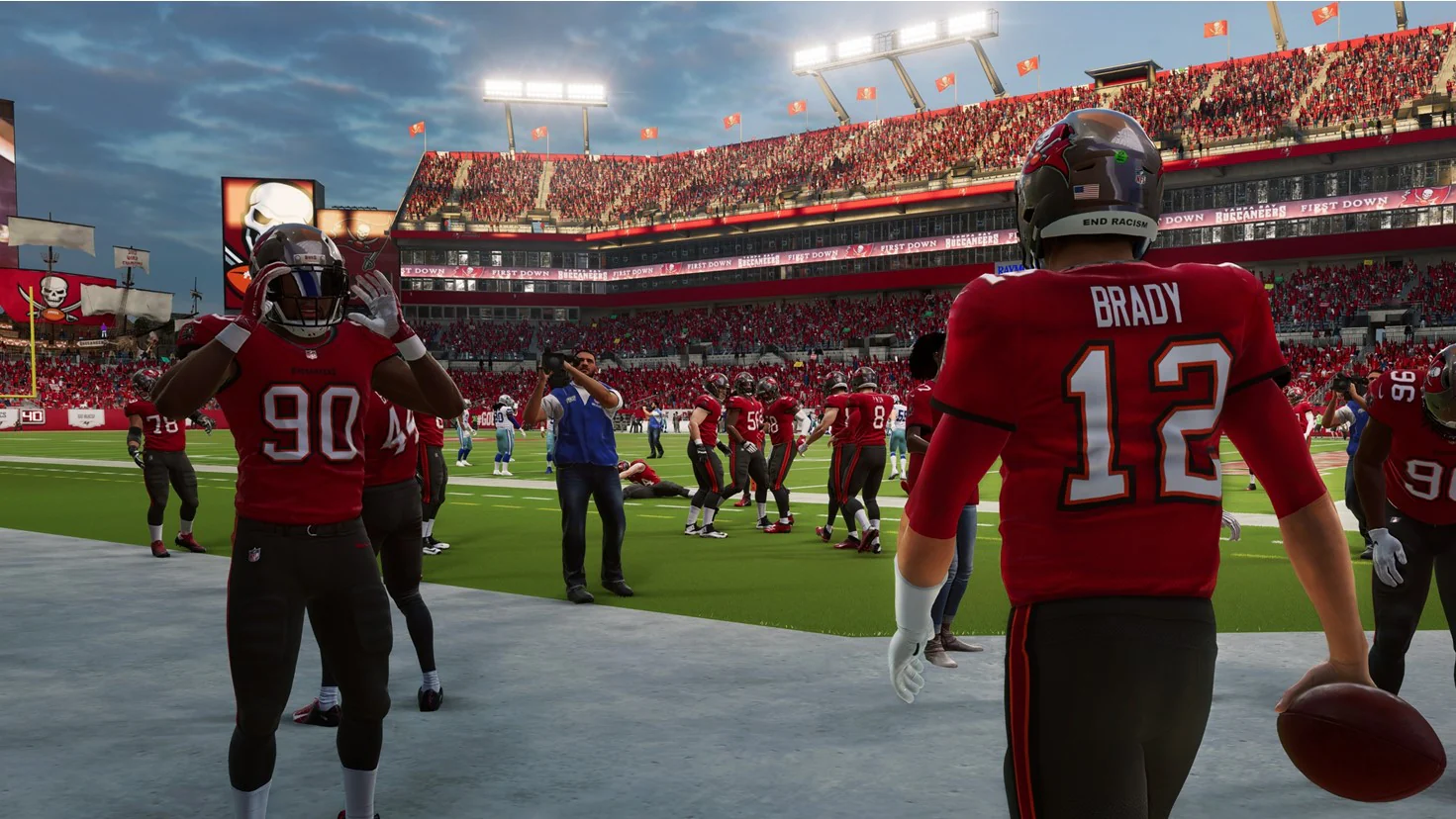 Madden NFL 22 - Xbox One - Image 2
